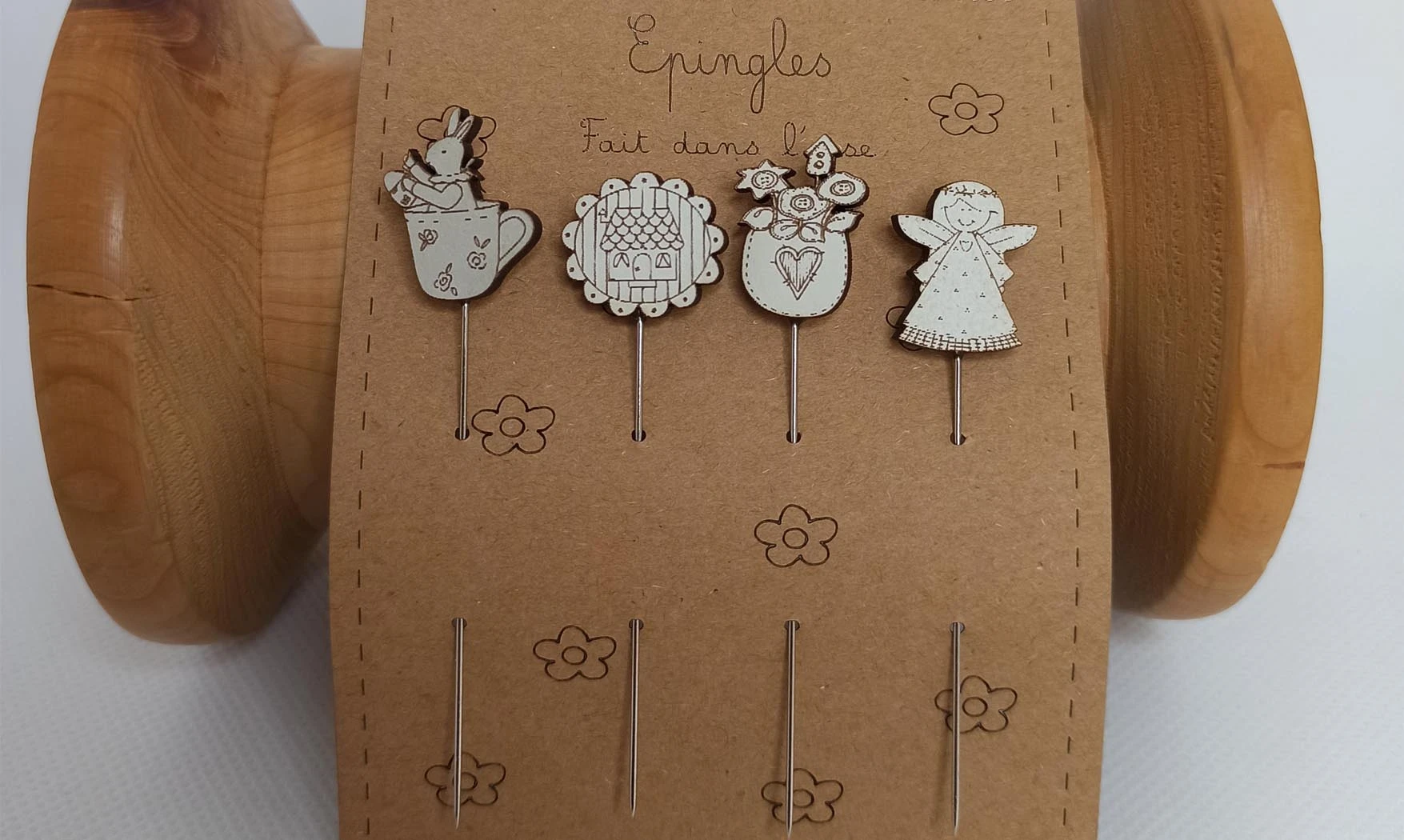 Epingles Ange & ses amis