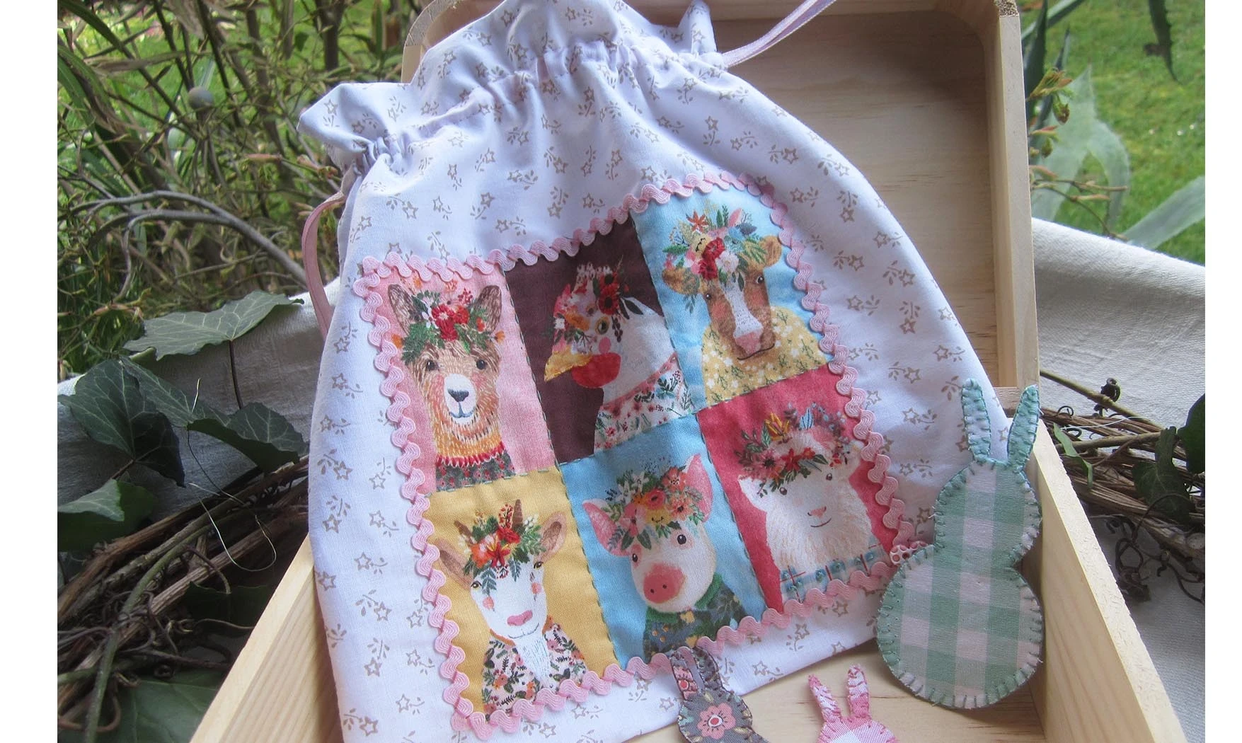 Pochon "Aglaée et Sidonie"