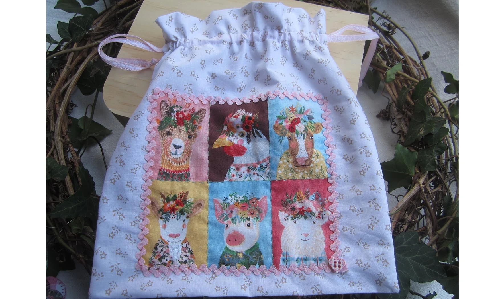 Pochon "Aglaée et Sidonie"